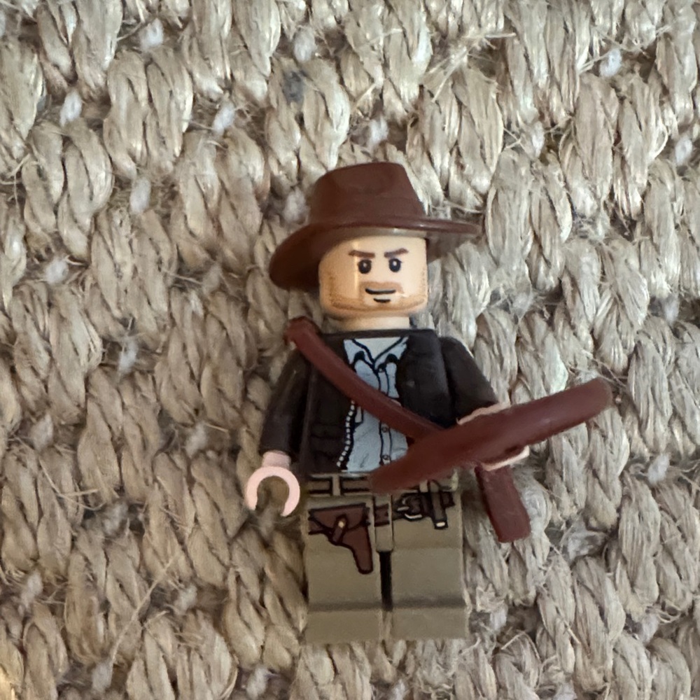 Indiana jones Lego figure with whip. - Picture 5 of 5